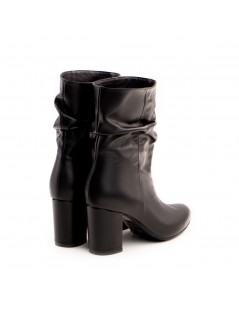 Ghete Dama Piele Naturala Negru Nayra - The5thelement.ro
