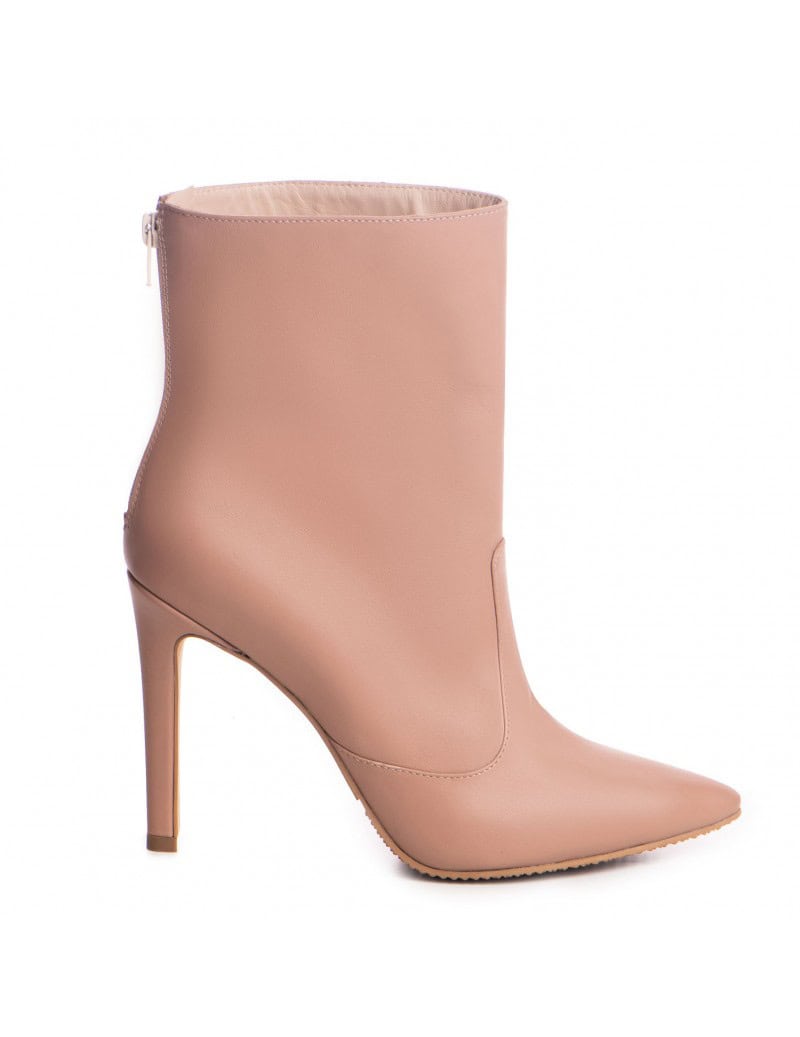 4- Tinuta cu botine - botine roz de piele_1